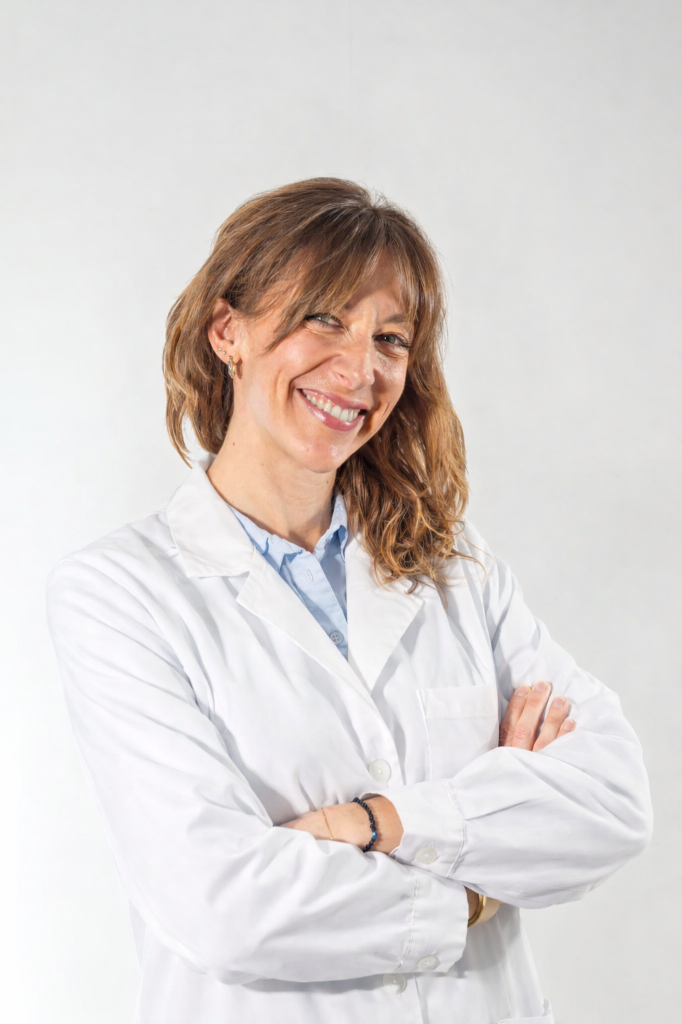 Dott.ssa Sara Ugolini nel suo studio medico